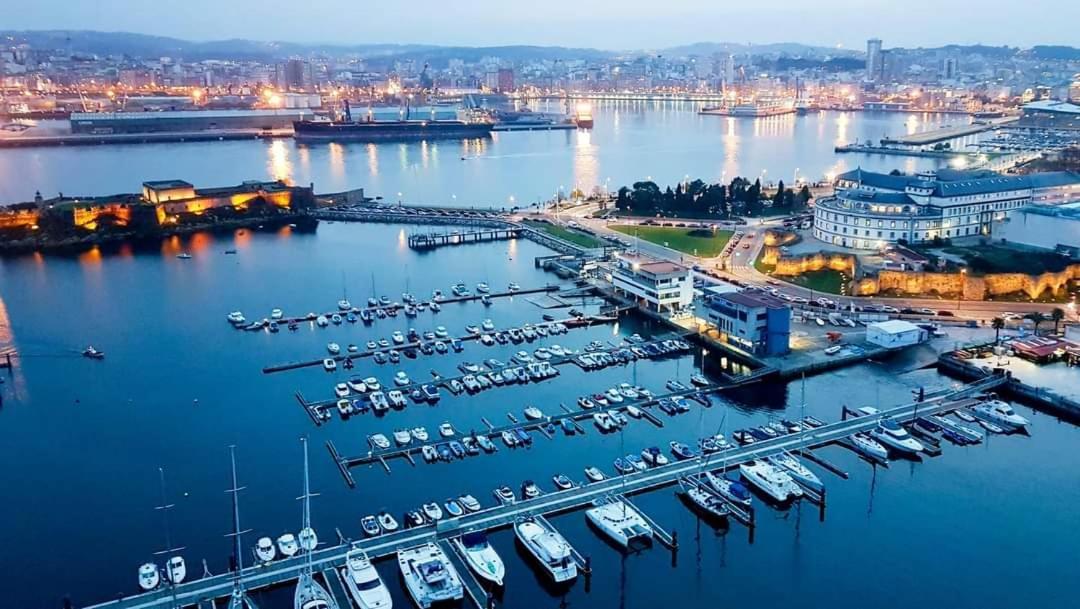 Apartamentos 拉科鲁尼亚 外观 照片